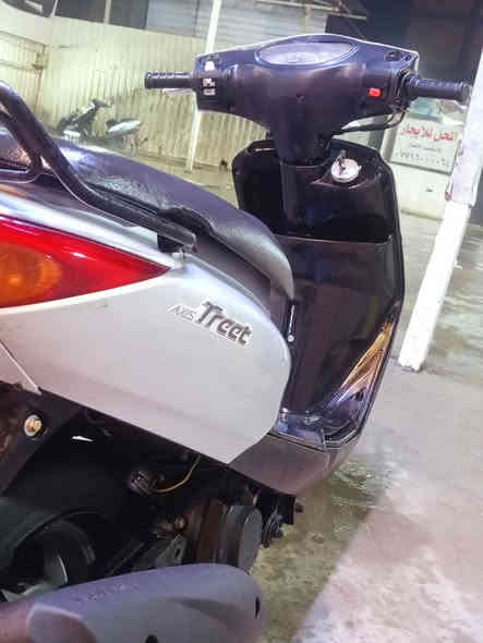 مكلف بالنشر/ السلام عليكم للبيع دراجه نوع اكزز وارد ياباني  مكينه بلاديه مامفتوحه دراجه كامله مناقصهه اي شي كهربائيات كلهه شغاله سلف هندر كلشي شغال سعر الدراجه 800 ألف العنوان بغداد الكاضمية رقم صاحب الدراجه (***********)
