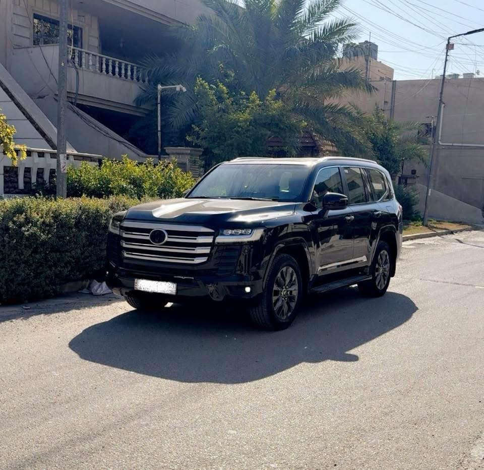 السلام عليكم
لاندكروز موديل 2022 ساز اصلية VX تدفئة تبريد وكراسي كهرباء 
مكفوله رقم اربيل 
السعر 655 
ماشية 32 الف 
الاتصال عل رقم   ***********  بغداد 
محرك 4000 تنفس طبيعي 
المواصفات فول 1/1   VX تدفئة تبريد 
1-بصمة + بصمة ابواب
2-فتحة 
3-كشنات تدفئة تبريد 
4-كراسي الامامية وخلفية كهرباء
5-رادارات امامية وخلفية 
6-صندوق كهرباء
7-محرك 4000 تنفس طبيعي
8-تشغيل عن بعد 
9-ثلاث شاشات اصلية تطبيق
10-عداد الكزس 
11-خزن ميموري 
12-مري شفط 
13-طفاية 
14-سستم سماعات
15-شاشة كبيرة VX
16- كامرات
17- مانع انزلاق وقيادة
18-تحكم استيرن فول 

السعر  655 وبيها مجال
الاتصال عل رقم ***********
بغداد
