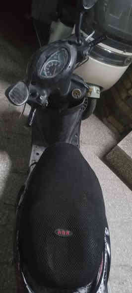 للبيع بريز بغبغأ سعرها 550 شغاله نكره سلف كلها شغاله بس بيها خربطه بل مشي مراتي تجي ومرات تروح مكان بغداد بلديات ***********
