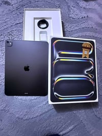 آيباد ١٣ انش • M5 • ذاكرة ٢٥٥