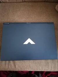 لابتوب للبيع لغرض السفر نوع جهاز HP اسم victus جهاز مخصص العب ول تصامي...