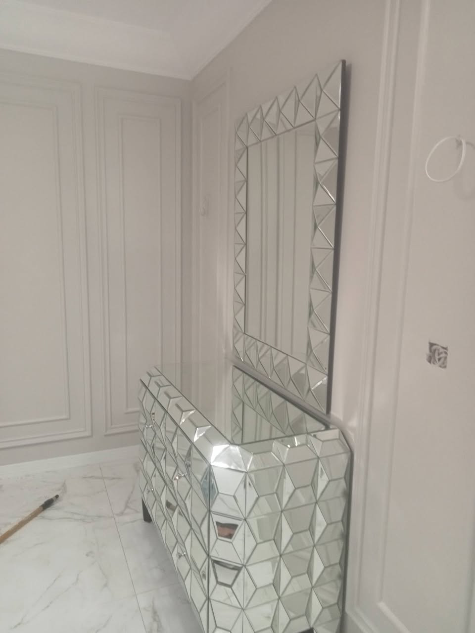 قبل وبعد ***********
