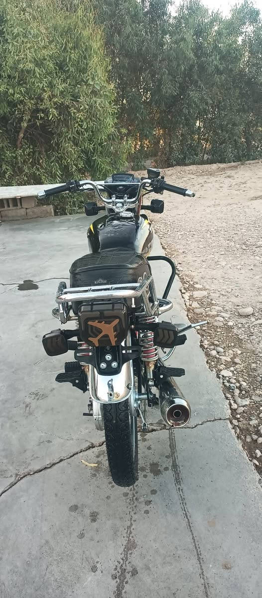 سلام عليكم 👋
دراجه🏍️ تايكر للبيع موديل 24 شكل 25 

دراجه كفاله عامه💙 

السعر (650) وبيها مجال قليل حك الجيه 

العنوان ديالى /قضاء مندلي 

***********
