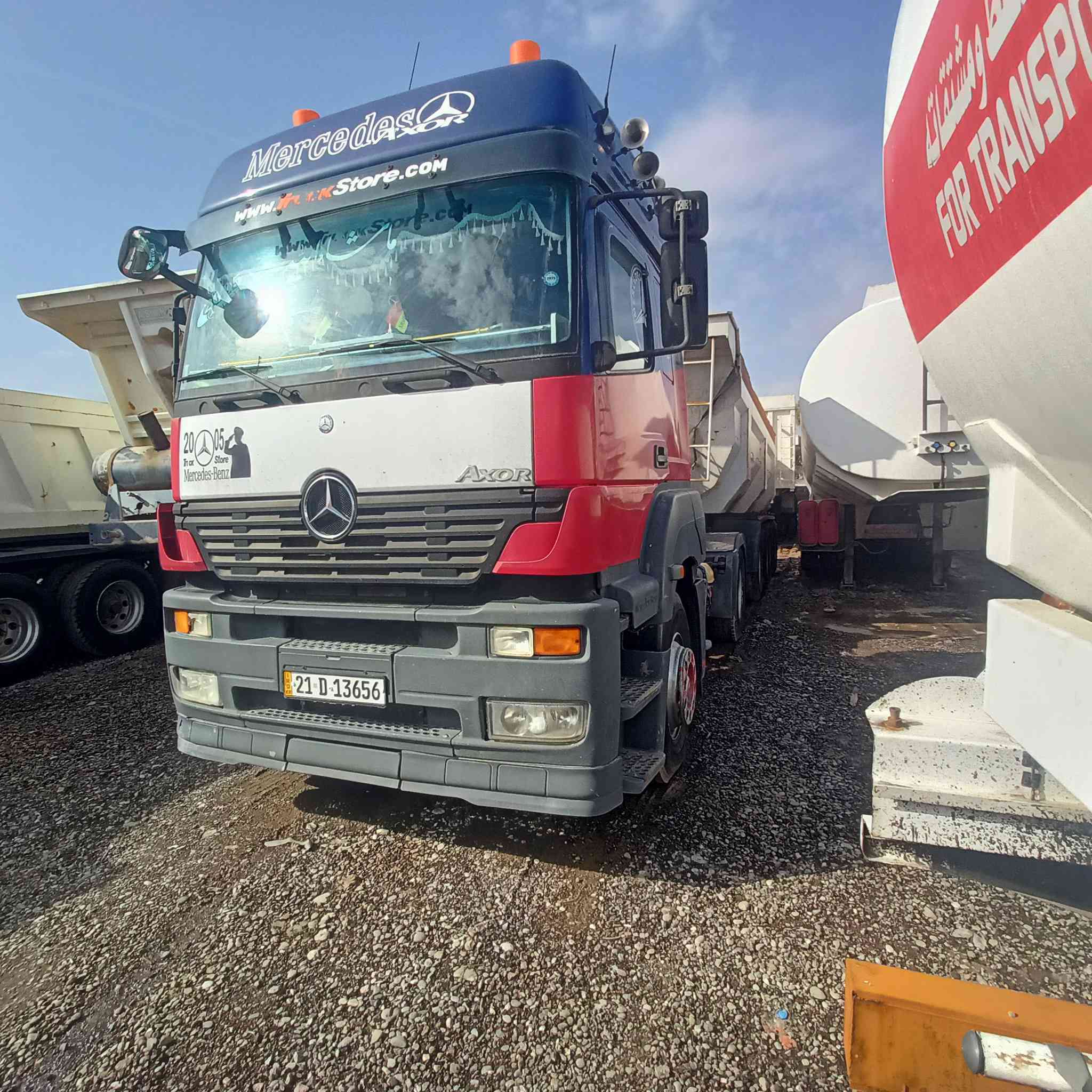 اكسور حجم 1840 كير كهربائي هاف تك مربوط كامل نساف 4 محاور مزوج نوع البودي (CNC) كير محرك شرط شاصي مكفول رقم وسنويه جديد تخم تاير سياره جاهزه بدون نقص شرط التحويل 
موديل 2005
سعر 240$
عنوان كركوك طريق المطار مقابل جسر حزيران 
***********
***********
***********
