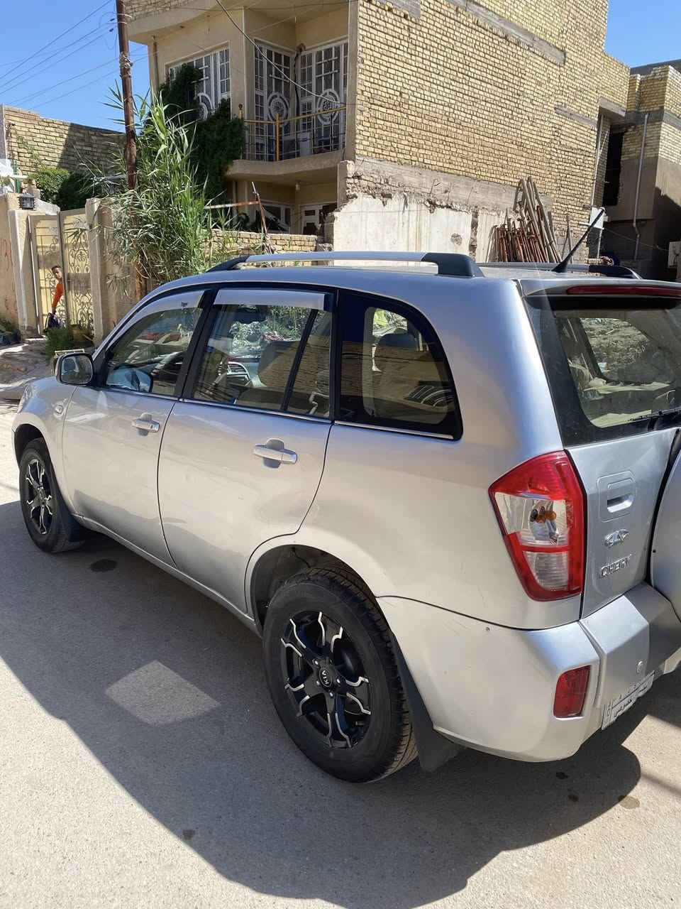 تيكو ١٣ محور مكينه وكير ياباني خير من الله مصبوغه انا حزام  سعر 60 وبيها مجال *********** العنوان واسط مركز المدينه
