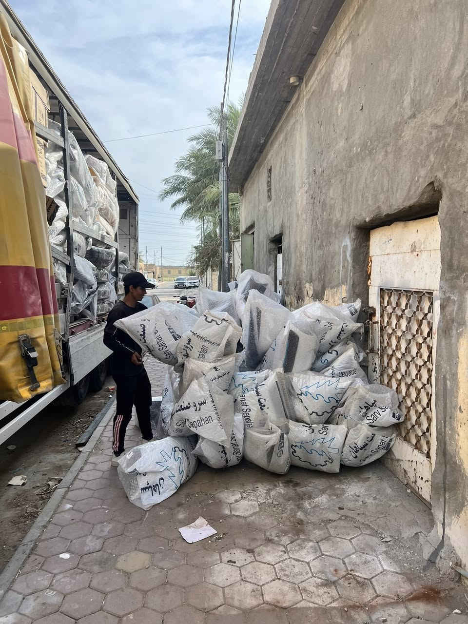 كل عام وانتم بالف خير عيد أضحى سعيد عليكم جميعا يارب 
تم بحمدالله وصول تريله دعاميات + لايت + نواعم 
جميع أنواع السيارات الايراني 
مجمع البيت الايراني 1
كوت شارع الزهراء 
***********
