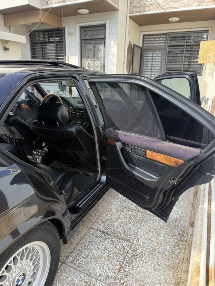 نبديكم بصلاة على محمد وآل محمد
سلام عليكم ورحمة الله عندي بي ام 
525  اصل وافصل مسكر عدل موديل 91
وارد يابان سياره جديده وجاهزه اي نقص 
مابيه موصفات سياره دبل ايرباك برده خلفيه 
دبل جكمجه دبل تليفون كشنات جلد كارتير 
صاج ملكي سلايت طكتين بجم عريض سياره 
مابيه حادث تخم تاير جديد ويل كب اصلي جديد
مروحه كهرباء تبريد قطعتين ثلج محرك شرط 
كير صدر امامي وخلفي شرط منضومت زينون 
اصليه اكرر سياره كارتون رقم بغداد الدولي 
تحويل مباشر بيع او مراوس حسب القناعه 
مكاني بغداد الكراده الاستفسار اكثر هاذا رقمي 
***********
