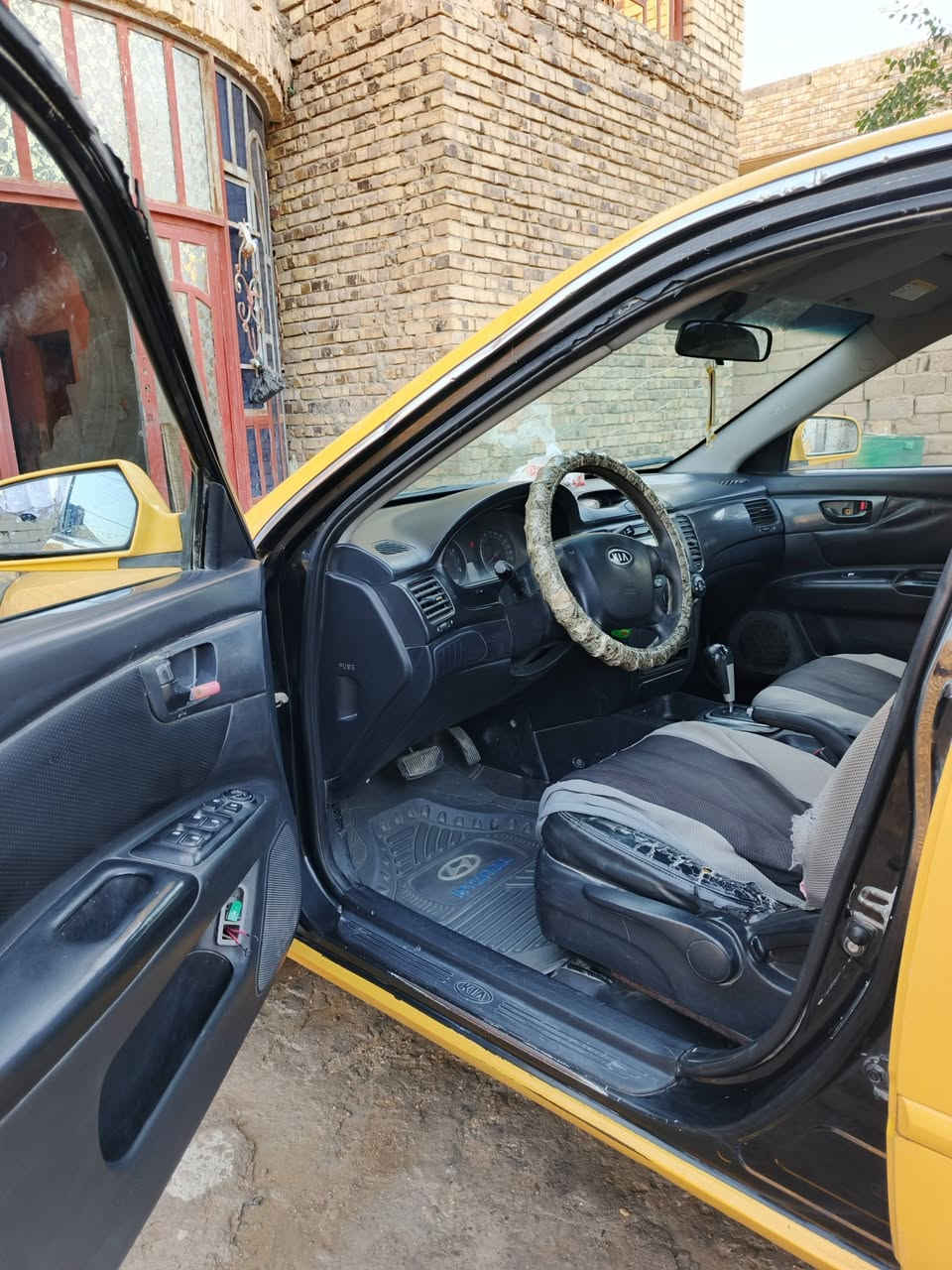 سلام عليكم ابتما 2008 كوري سياره مال جناي ضربته الجاملغ الخلفي سياره جاهزه تخم تاير صار ٨من شديته + دبلات أمامي وخلفي + دسكات امامي وخلفي + طوب + رأس روط + بلاكات أصلي مكينه وكير رشط رقم السياره بابل سنويا لل 2028 مصفره غرامات مكان السياره دوانيه سعر 79 بيه مجال كلش قليل رقمي *********** غير متواجد عل فيس
