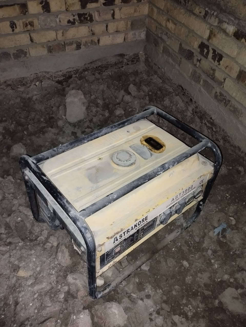 سلام عليكم مولدة للبيع شغالة سعر 75 الف مكاني حلة بظهر مستشفى تركي


**إذا كنت صاحب هذا الإعلان وتريد حذفه لأي سبب، رجاءا أرسل رسالة إلى الدعم الفني**