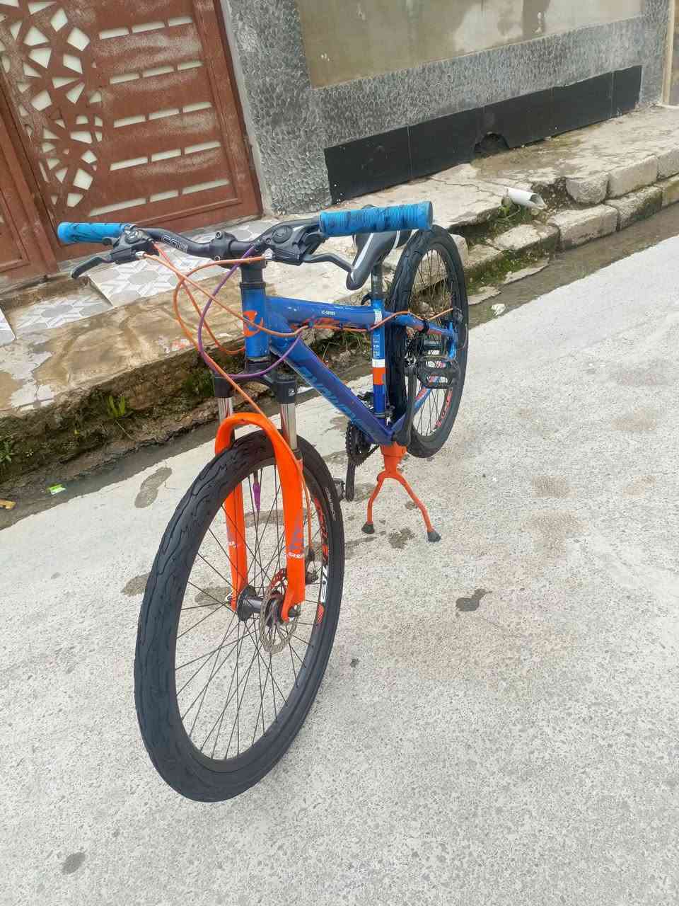 بايزكل للبيع رياضي استعراض حجم 26 كير شغال امامي 3والخلفي8  عنوان موصل سعر 250


**إذا كنت صاحب هذا الإعلان وتريد حذفه لأي سبب، رجاءا أرسل رسالة إلى الدعم الفني**