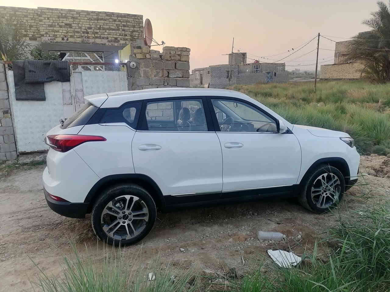 من رخصة الادمن المحترم سياره بايك محرك ياباني مديل ٥٢ السعر ١٢٥ قابل للتفاوض ه المعارض إذا اكوو مراوس حسب القناعه اتصال على الرقم *********** واتساب
