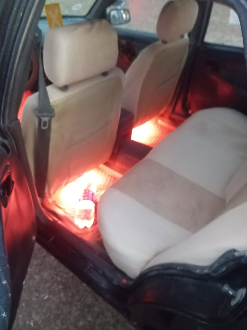 السلام عليكم دايو برنس كير اوتماتيك موديل 95 رقم بغداد مشروع وطني مصبوغه عام جماليه فقط السعر 42 مكان سياره فلوجه ***********
