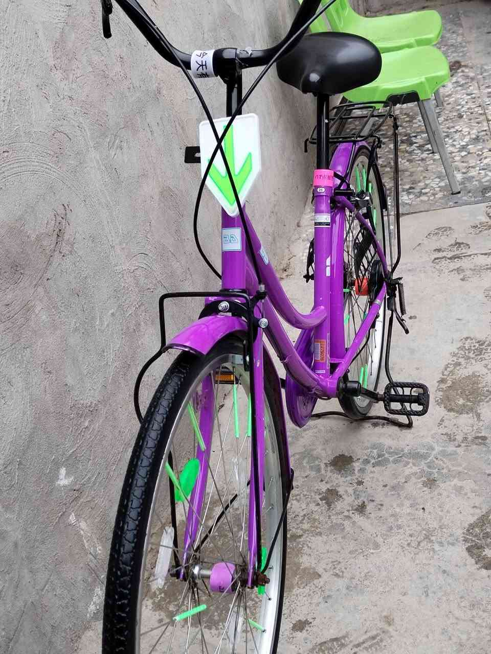 سلام عليكم بايسكل البيع لون مميز بنفجسي موديل21اصلي بايسكل حلو نضيف جمبازي هوه والغراض شركه بي دي الغراض يدات مسطرات عدد5 فسفوارات10 سهم واحد(سعر125الف) فقط وبي مجال العنوان بغداد العبيدي فلكه حي نصر رقم(***********)
