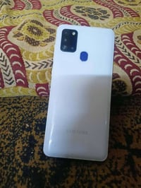 ذاكرة ١٢٨ • رام ٤ • شبكة ضعيفة