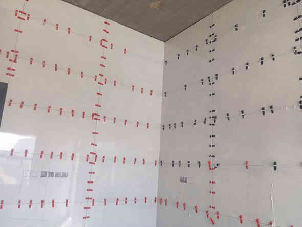 سلام عليكم خلفه بورسلين وسراميك متفرغ حالين مكاني نجف ***********
