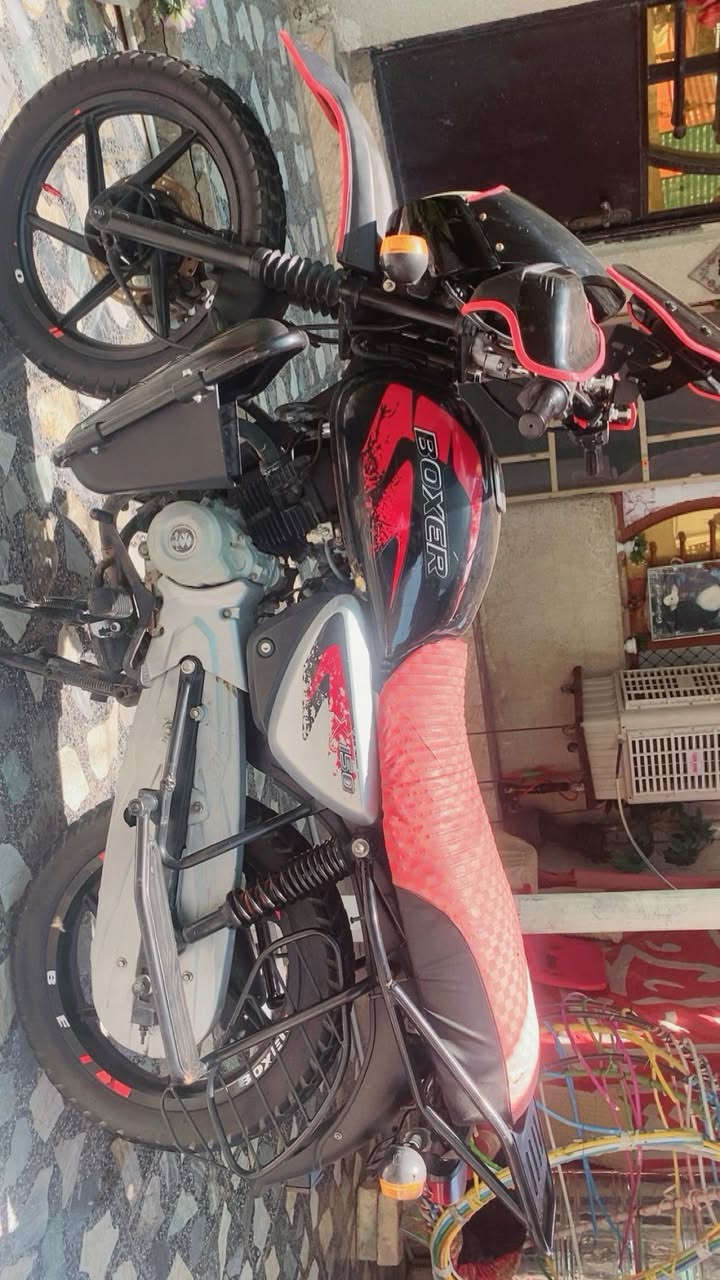 بوكسر لبيع مديل 21رداجه ما متعوبه وضع شركه سعر مليون عنوان بغداد مدينت صدر وهاذ رقم صاحب دراجه ***********
