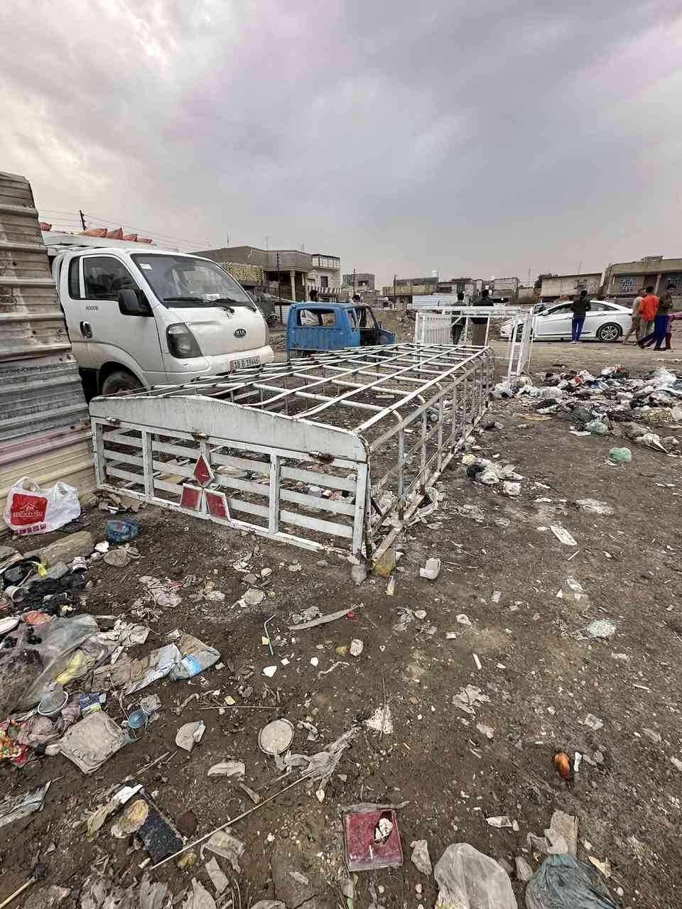 سلام عليكم قفص كنتر البيع السعر تلاث ورقات وبي مجال 
‭٠٧٧١ ٥٠٣ ٦٤٢٩‬ابو كرار مكان حله مهندسين
