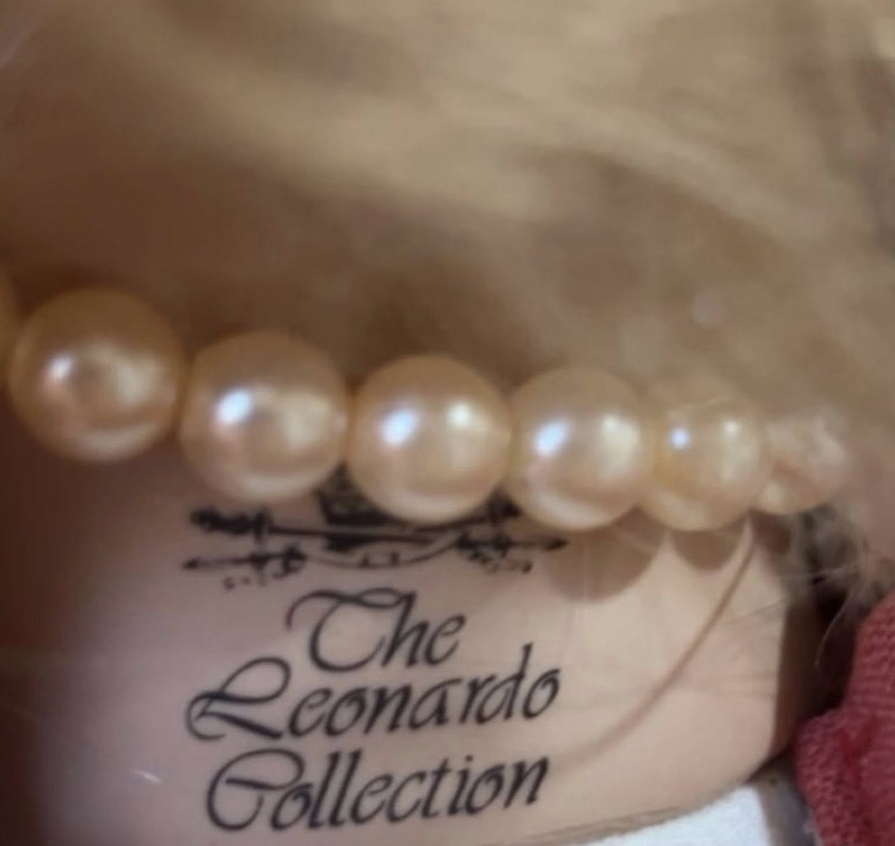 فخار نادرة من لیوناردو کولکشن، قیاس کبیر 70 سم . سعر 30 الف


**إذا كنت صاحب هذا الإعلان وتريد حذفه لأي سبب، رجاءا أرسل رسالة إلى الدعم الفني**