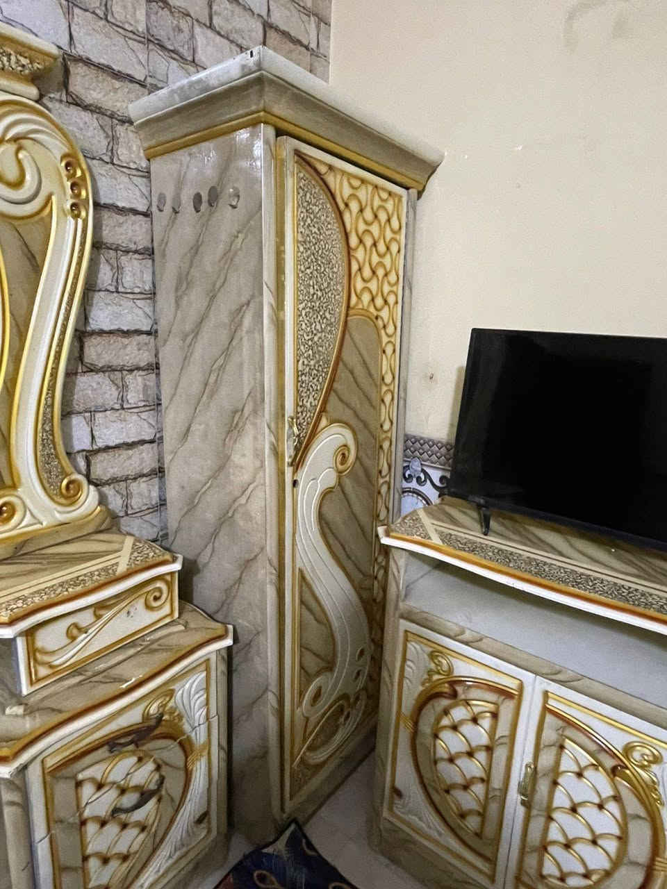 غرفة عراقية  تصميم تركي 
5 قطع الموقع  بغداد /البلديات /شارع المصرف /للتواصل ***********
