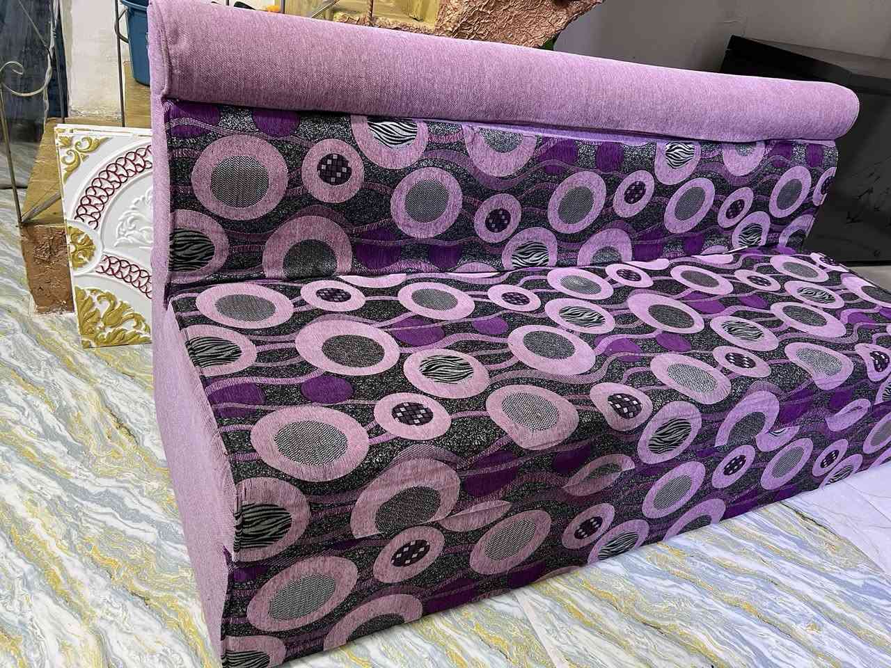 جلسه سفنج عالي نظيفه كلش 4امتار مع زاويه السعر150 وبيه مجال حوض سمك العرض48والارتفاع45 مع كامل ملحقاته السعر 50الف العنوان البصره القبله ***********
