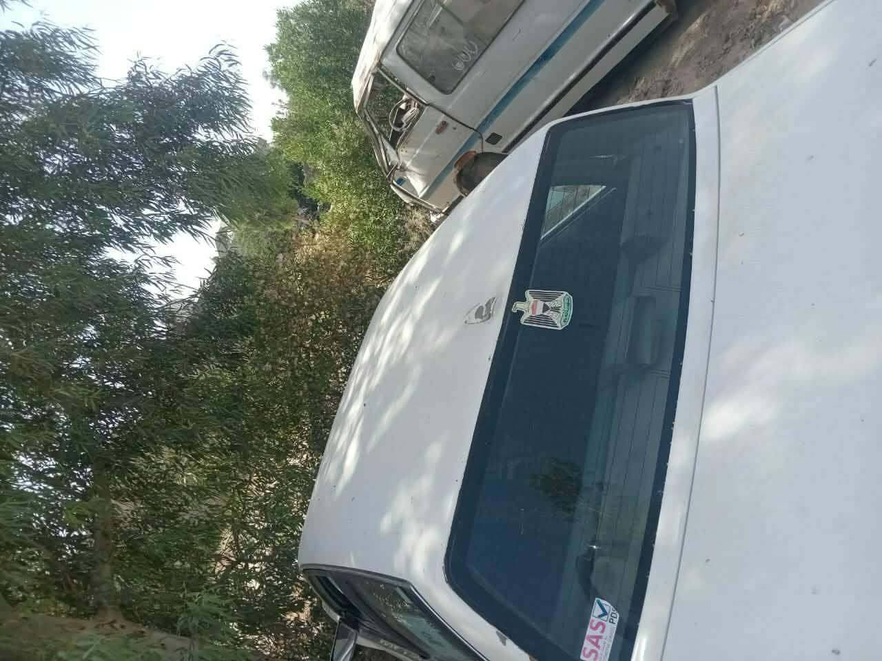 سلام عليكم سيارة سلبرتي رقم نينوى صاحبهة ماندله مكينه بيهة صوت يطقات سعر 10ورقات قفل عنوني ديالى شهربان ***********
