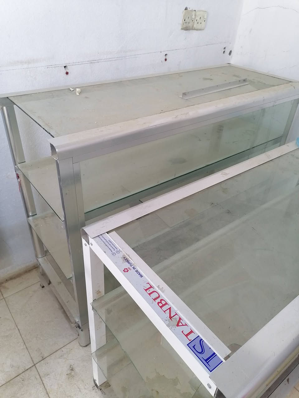 سلام عليكم ميزين للبيع بسعر مناسب جداً جداً 60 وبي مجال العنوان حله طهمازيه ***********
