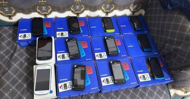 مفرد 20
شلع 12 القطعه 

نوكيا 500 4 قطع باقيات 
نوكيا C5 قطعه وحده باقيه


**إذا كنت صاحب هذا الإعلان وتريد حذفه لأي سبب، رجاءا أرسل رسالة إلى الدعم الفني**
