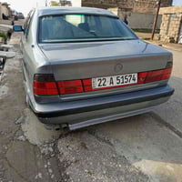 بي إم دبليو ٥٢٥ • توماتيك • جلد