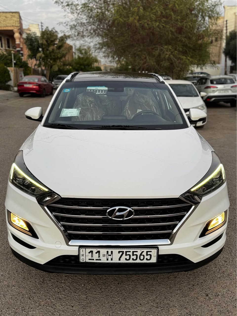 السلام عليكم
للبيع توسان 2019
خليجي وكالة الگاصد
مكفوله كفاله عامه 
ماشيه 32 الف كيلو حقيقي 
فول مواصفات 
بنراما 
كرسي كهرباء
بصمه 
جلد 
شحن واير ليس 
حساس امامي خلفي 
سبير منازل 
السياره بعده بحالة الوكاله 
بدون اي ملاحضات ولا اي نقص 
مكاني بغداد حي الجهاد
*********** بغداد, العراق
