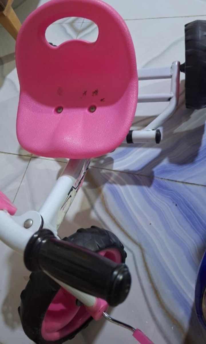 للبيع


**إذا كنت صاحب هذا الإعلان وتريد حذفه لأي سبب، رجاءا أرسل رسالة إلى الدعم الفني**