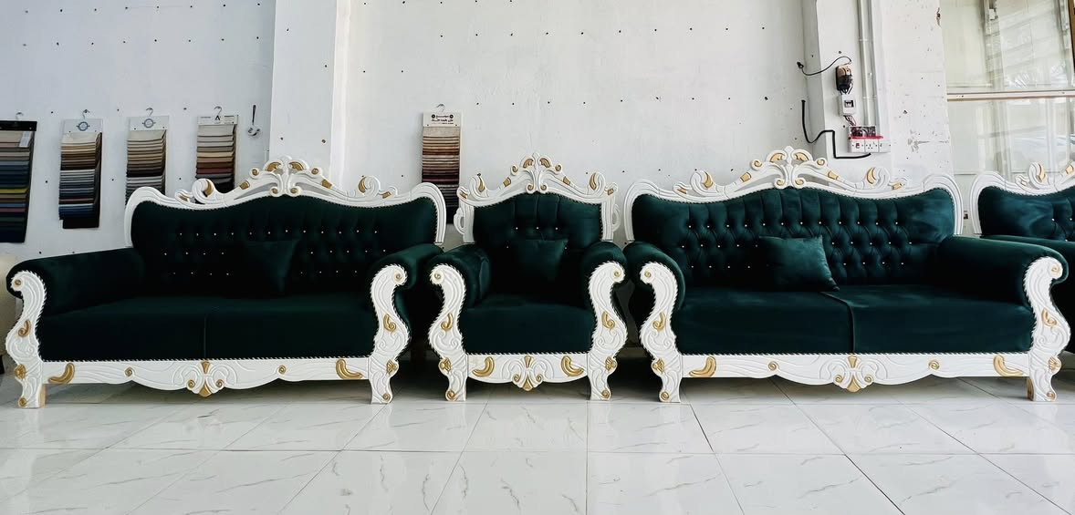 السلام عليكم
يوجد تخم عدد 2 للبيع 
الشغل درجة اولى مع الضمان 
#تخفيضات العيد 
يوجد خدمة توصيل 
#الموقع الزبيدية / الحي العسكري/ مقابل مجمعات بيت باخر 

للتواصل على الخاص او على الرقم التالي 
***********
