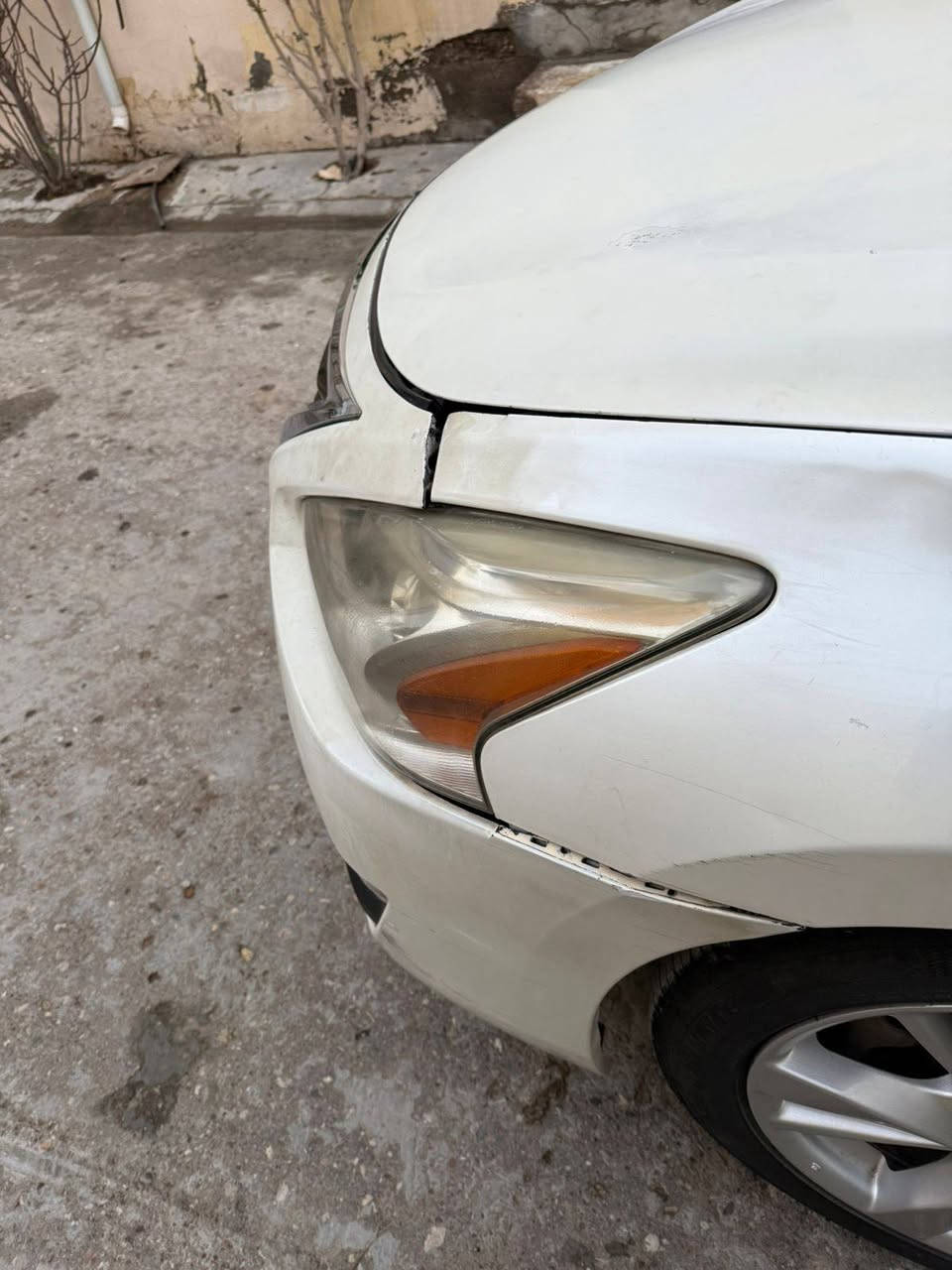 السلام عليكم نيسان التما ٢٠١٣ خليجي محرك ٦ سلندر رقم بغداد السنويه تسقط ب ٢٠٢٧ ب اسمي
بيها مكانات كلير ابيع حزام دواخل مابيها شرط الفحص
المواصفات فول
 فتحه 
بصمه 
اشاره بالمري 
شفتات 
تبريد وتدفئه قطعتين 
كشن كهربائي 
داخلها جديد لك 
كهربائياتها كلها شغاله
محرك ٦ سلندر بلاد 
السيارة بيها مشكلة ب الكير السياره تمشي وطبيعيه بس الزنجيل مال الكير بي مشكله بس بدايه السياره من تمشي وراها طبيعي 
اني انزل سعر الكير من السيارة
السيارة سعرها ١١٠ مكاني ديالى بعقوبة 
مارد خاص اني مكلف بلنشر
***********
