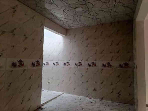 بیع مستعجل جدآ جدآ
دار للبیع مساحة 100 متر
فول سيراميك بناء حدیث صفر مامسكون 
فول خدمات ثاني بیت ع شارع العام 
قرب سوك روناكي 
سعر فقط 47 مليون وبي مجال
استفسار
***********
***********
