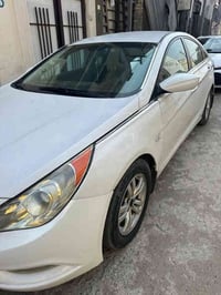 سوناته مضلع موديل ١٠ سياره كير ومكينه وتبريد كفاله صدر وتايرات نضيفات ...