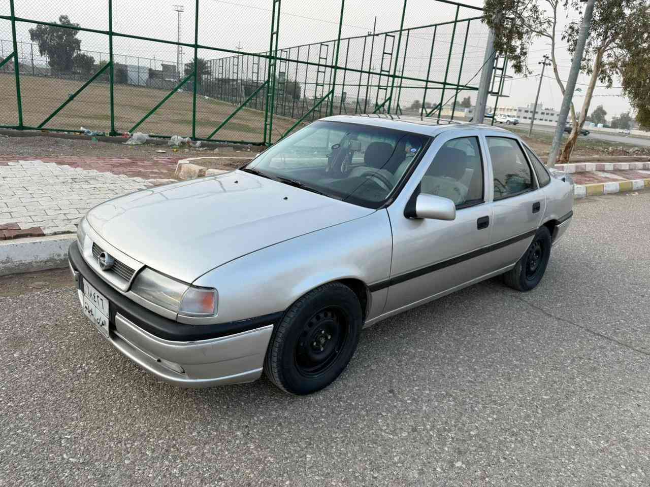 سلام عليكم سيارة اوبل فكترة موديل92 محرك 18 سيارة عام لجمالي سنوية ساقط سنو نص شرط تحويل بدون طخة شيعار مابي بس هلالات معمر باقي جاكوج مابي مكان كركوك رقم *********** كركوك, العراق
