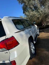 لاندكروز GXR • ٢٠١٣ • رقم بغداد