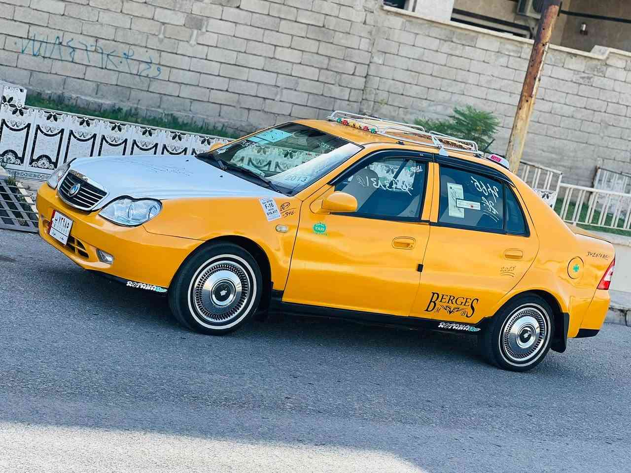 سيكي للبيع موديل 2013 مكينه وكير شرط كابون بانزين بيها  سنويه لي 2027 مشروع وطني شرط الوكاله والتحويل بل موصل هىيه 100 الف غرمات صفر 0️⃣ السعر 35 💵 وبيها مجال بسيط صبغ حزام جماليه بدون ضرر شاشه كاميره سستم سماعات 🔊 ستيرن بور عينه كلج كلو جديد سياره جاهزه ربع ما يعوزها *********** // *********** مكان السياره جانب الايمن
