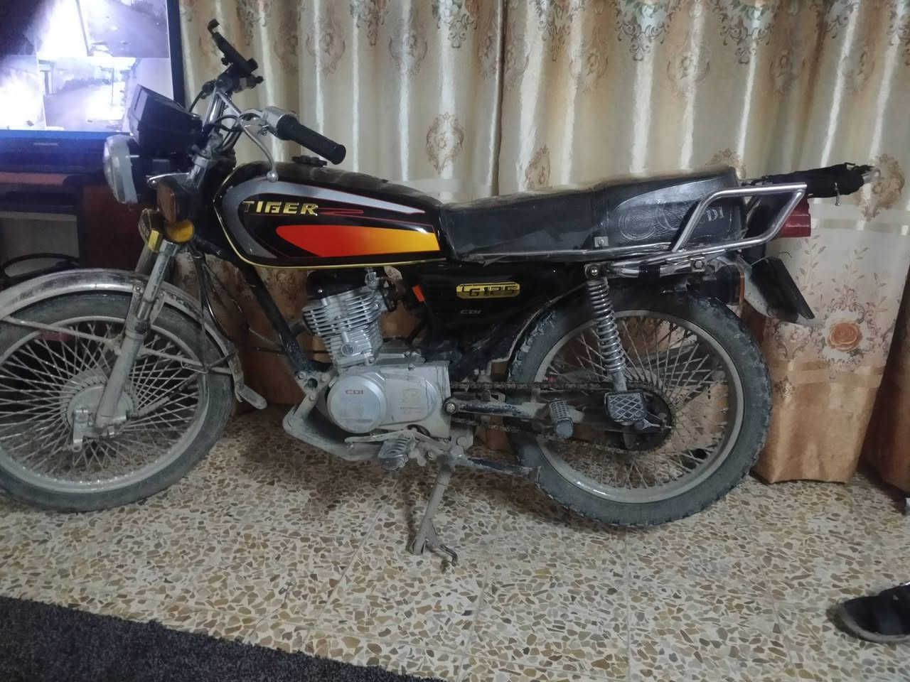 دراجه تايكر 2020 مكينه نار 🔥 هندر واحد النضافه كدام العين السعر 450 وبي مجال للاستفسار ***********
