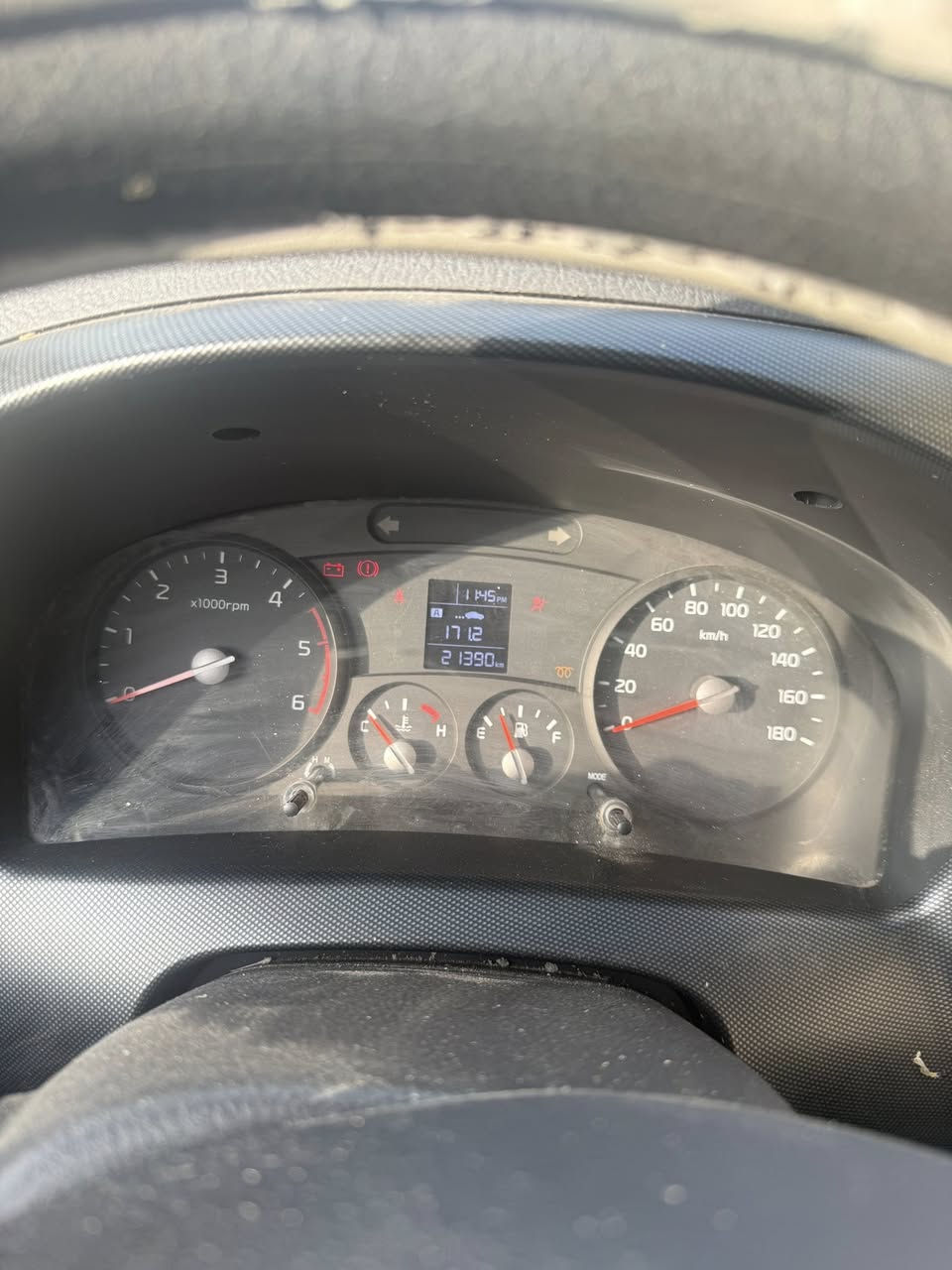 كيا اللبيع مديل2024 
رقم بغداد بسمي
مكفوله من كلشي
ماشيه21حقيقي سياره ماخذها زيرو 
مكان بغداد***********
