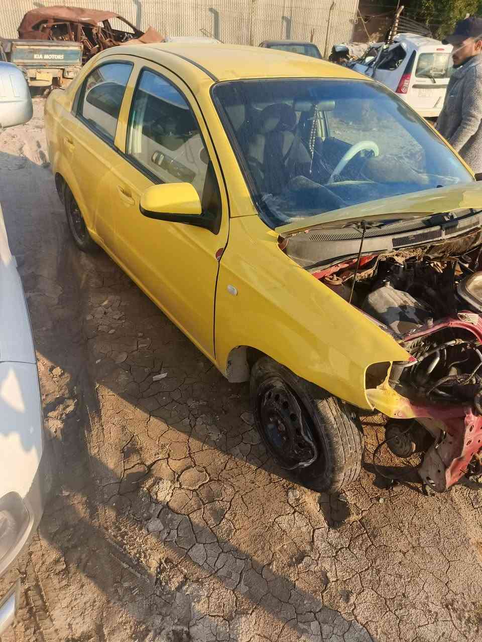 السلام عليكم افيو موديل ٢٠٠٩بسمي رقم جديد بابل السعر ٢٥ وبيه مجال ***********
