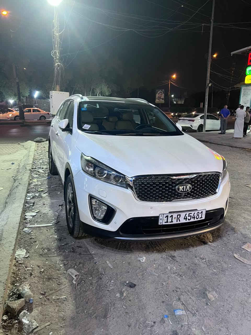 سورنتوا رقم بغداد دولي  بسمي
موديل 2015 شكل ال2016  
٦ سلندر ٧ راكب 
فوووووول مواصفات اعلى فئة 1/1 
سقف بانوراما 
فوول بصمة 
نضام الفور ويل 
الباب الخلفي شفط 
بردات خلفية اصلية 
كشنات جلد اصلي 
كشنات كهرباء تبريد وتدفئة 
4 كاميرات امامي وخلفي دوارة 
حساس امامي وخلفي 
رادار امامي خلفي 
مري شفط مع القفل 
اشارة ترحيب عند الاقتراب 
نظام ايكو درايف وسبورت
كيجات السرعة زئبقية 
شاشة اعطال بلدشبول 
شاشة كبيرة اندرويد 
جي : بي: اس: خرائط طرق 
تبريد ٣ قطع ثلج 
حاكية : ابلوتوث: اوكس 
تحكم استيرن فول 
اضواء ترحيب بليدات 
علامة سورنتو بلدوسة 
لد امامي وخلفي 
مانع انزلاق وانحدار 
اشاير بلمري 
يدات نيكل اصلي 
كير ومكينة وتبريد خير من اللة 
مكفولة فقط بيه بارد 
السعر 210 وبيه مجال 

‭0772 916 8426‬
