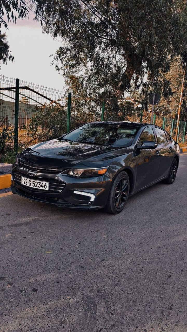 ‏شوفرليت ماليبو للبيع .
2018 LT 
لون نفطي
‏المكينة 1500 تيربو
‏رقم اربيل بأسمي تحويل ثاني يوم
‏محرك وگير كفالة وبشرط 
‏حدادية  السيارة الصدر جاهز 
‏كل الكهربائيات بلادية وشغالة   
‏المواصفات:
‏بصمة
‏كامرة 
‏مثبت سرعة 
‏تحكمات ستيرن 
‏شاشة 
‏كشنات كهرباء 
‏التبريد بشرط ثلج بكل الاوقات
‏حادثهة جاملغ الامامي من جهة السايق وباب السائق
‏لا الراديترات ولا التيربو ولا الكهربائيات مضروبات 
‏مكان السيارة موصل  
‏السعر 105 
‏رقم الهاتف ***********
