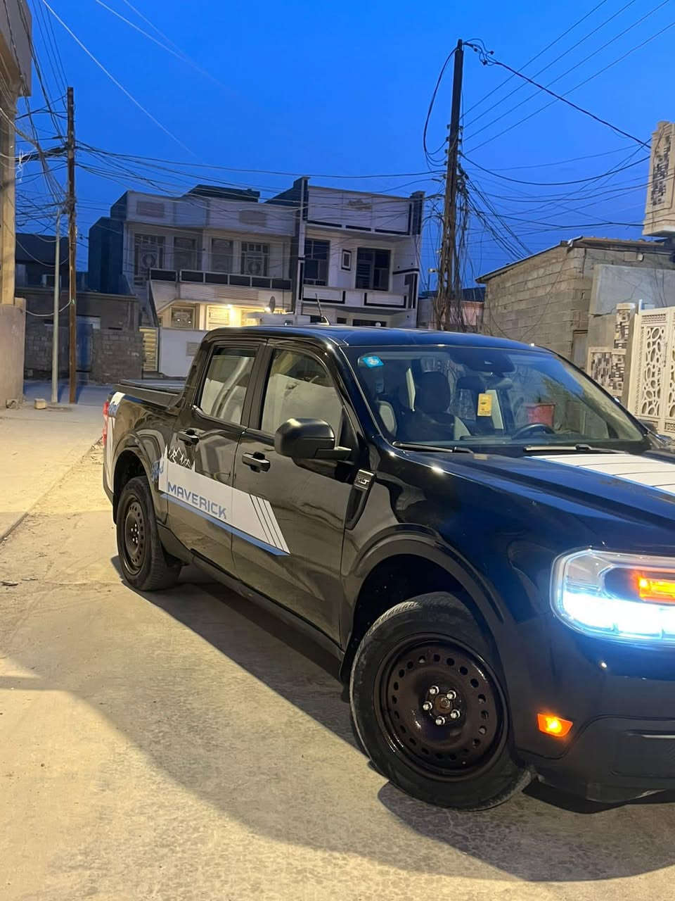 للبيع فورد مافرك 2024 
مواصفات XLT 
محرك 2500 هايبرد و بانزين يعني انسه صرف البانزين 
رقم بغداد بأسمي 
سياره جديده ماشيه 23 ميل 
حادثه طخه خفيفه بالبنيد و مصبوغ نصه فقط
و صور الحادث بالمنشور 
بدون ايرباك بدون دواخل مكفوله 
السعر 175 و بيها مجال بسيط 
للاتصال ***********
