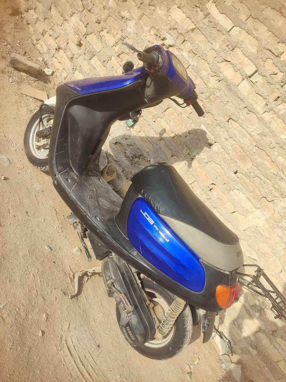 دراجه للبيع منغولي نضيفه نكره سلف مبدل بيه بوش وبستم  اصلايات  سعره 400 وبيه مجال هاذه رقمي ***********
