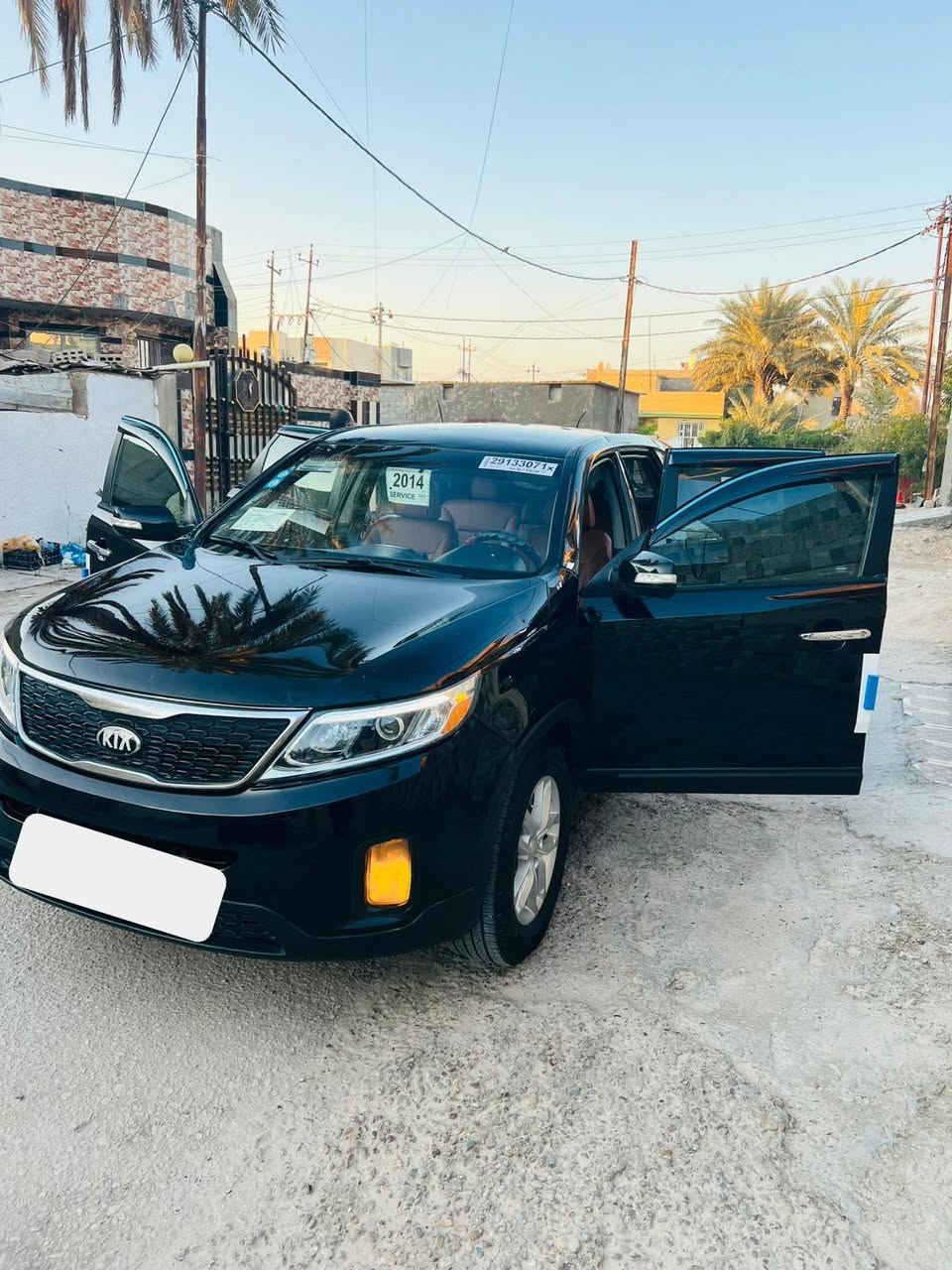 مرحبا اخوان بيع سريع 
للبيع كيا سورنتو موديل 2014
وارد امريكي حادث قطعتين فقط باقي كفاله بدون صبغ رقم مثنئ دولي شرط تحويل ثاني يوم سنويه لل(2030) 
محرك (4سلندر ) 2400 السياره جديده جاهزه مال جناي 
السعر رايدها (122$)ورقه بيها مجال للشراي 
العنوان بابل للاستفسار اكثر الاتصال على الرقم (***********)
