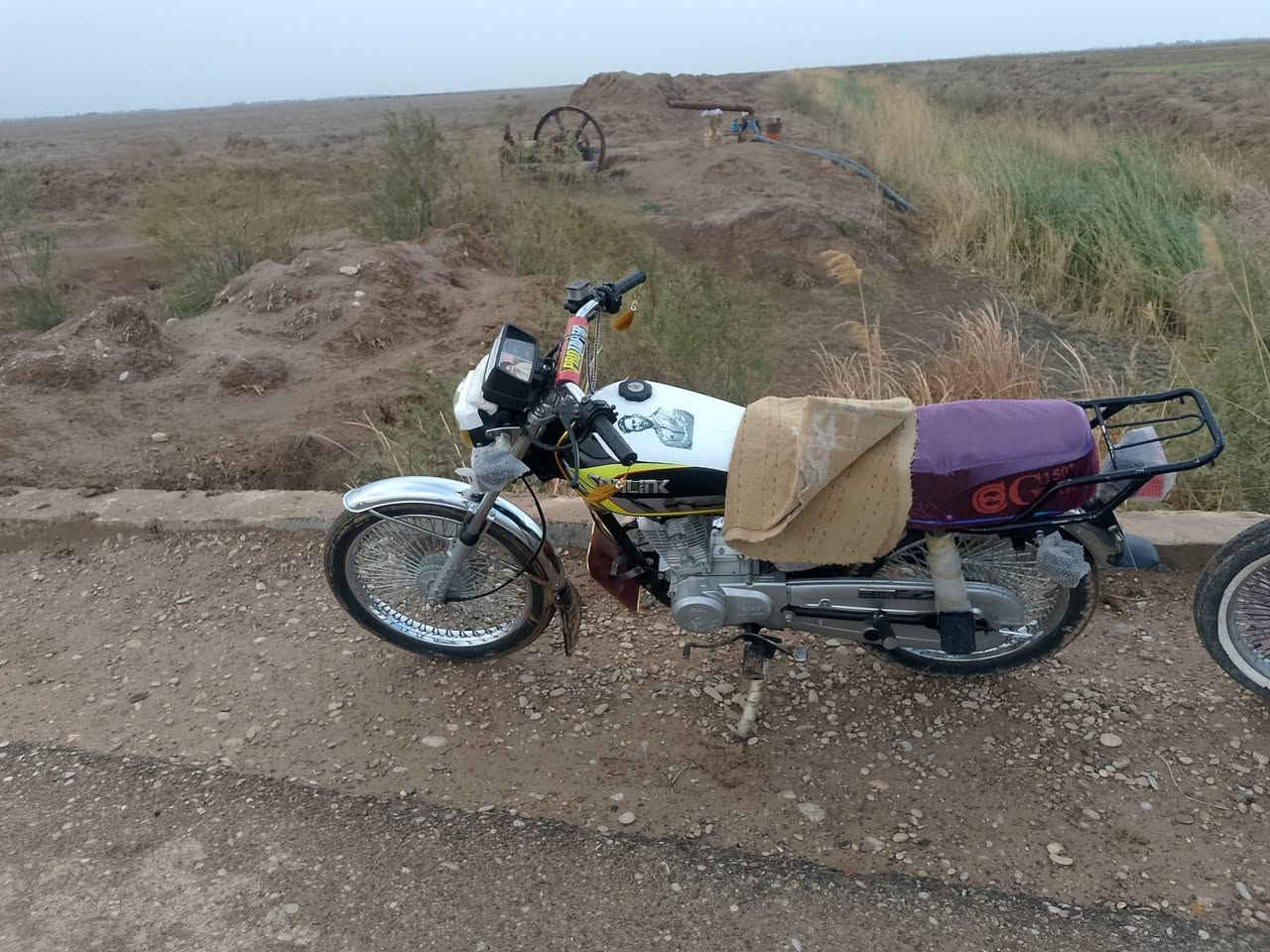 السلام عليكم تايكر 23 مكفول اوراق  للبيع السعر خاص او الاستفسار ***********
