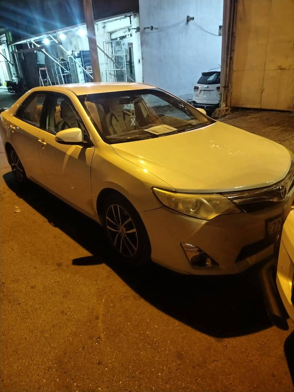 كامري خليجي كير محرك جديد 
بيه قطعتين صبغ 
السعر  135
الاتصال ‏‪***********‬‏
