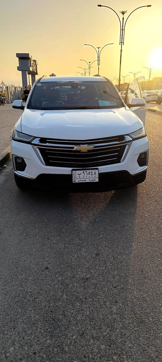 من رخصت مدير الكروب المحترم سلام عليكم اخوان ترافرس موديل 22  شاشه كبيره كشن كهرباء صندوك كهرباء كشن منفصل باسمي مكاني البصره الكرمه سياره جاهزه من كل النواحي أن اشاء الله مغلف ارضيه سعر 260 وبيه مجال ***********
