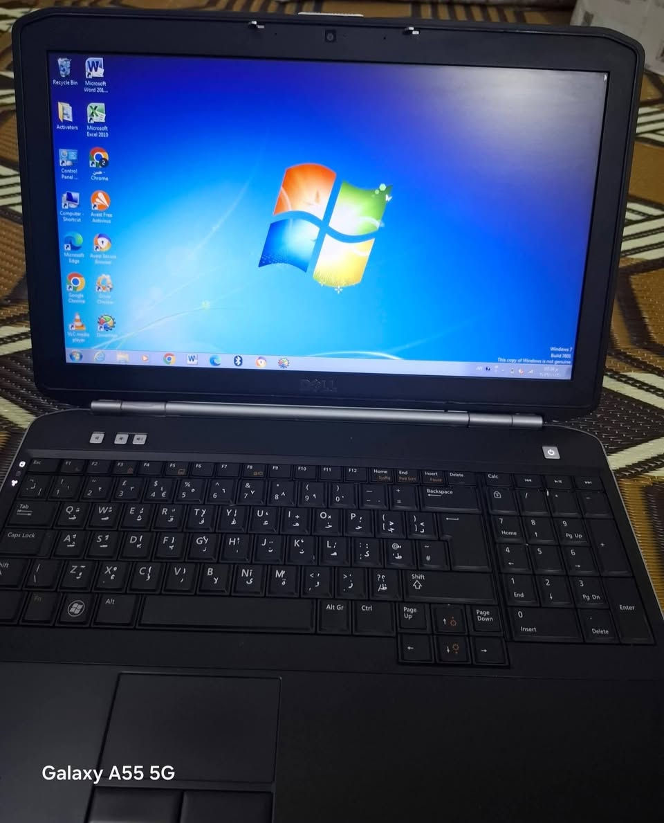 حاسبة Dell Latitude E5520 للبيع - أداء موثوق لمهامك اليومية!هل تبحث عن حاسبة محمولة عملية وموثوقة لإنجاز مهامك اليومية بكفاءة؟ نقدم لكم حاسبة Dell Latitude E5520، الجهاز المثالي للعمل والدراسة والاستخدامات المتعددة.
المواصفات الرئيسية:
المعالج: Intel® Core™ i7-2640M CPU بسرعة 2.80GHz (معالج رباعي النواة)، يوفر أداءً سريعًا ومستقرًا.
•الذاكرة العشوائية (RAM): 4 جيجابايت، كافية لتشغيل التطبيقات الأساسية وتصفح الإنترنت بسلاسة.•
نظام التشغيل: Windows 7 Ultimate 64-bit، نظام تشغيل مستقر ومعروف بمرونته.•
الموديل: Dell Latitude E5520، من سلسلة Latitude المعروفة بمتانتها واعتماديتها.
•DirectX: الإصدار 11، يدعم تشغيل الوسائط المتعددة والألعاب الخفيفة.•مميزات إضافية:عملية وذات كفاءة عالية: مصممة لتحمل الاستخدام اليومي وتقديم أداء ثابت.
•كفوءة بالعمل: مثالية للمهام المكتبية، تصفح الويب، ومشاهدة المحتوى.
•تؤدي المهام اليومية: تلبي احتياجاتك الأساسية بكفاءة ودون تعقيد.
•السعر:150,000 دينار عراقي
للاستفسار والشراء:يرجى التواصل عبر الأرقام التالية:
***********
•***********
•لا تفوت الفرصة لامتلاك حاسبة محمولة عملية بسعر مميز!#حاسبة_للبيع #لابتوب_للبيع #Dell #Latitude #i7 #حاسبة_عملية #أداء_عالي #عروض
