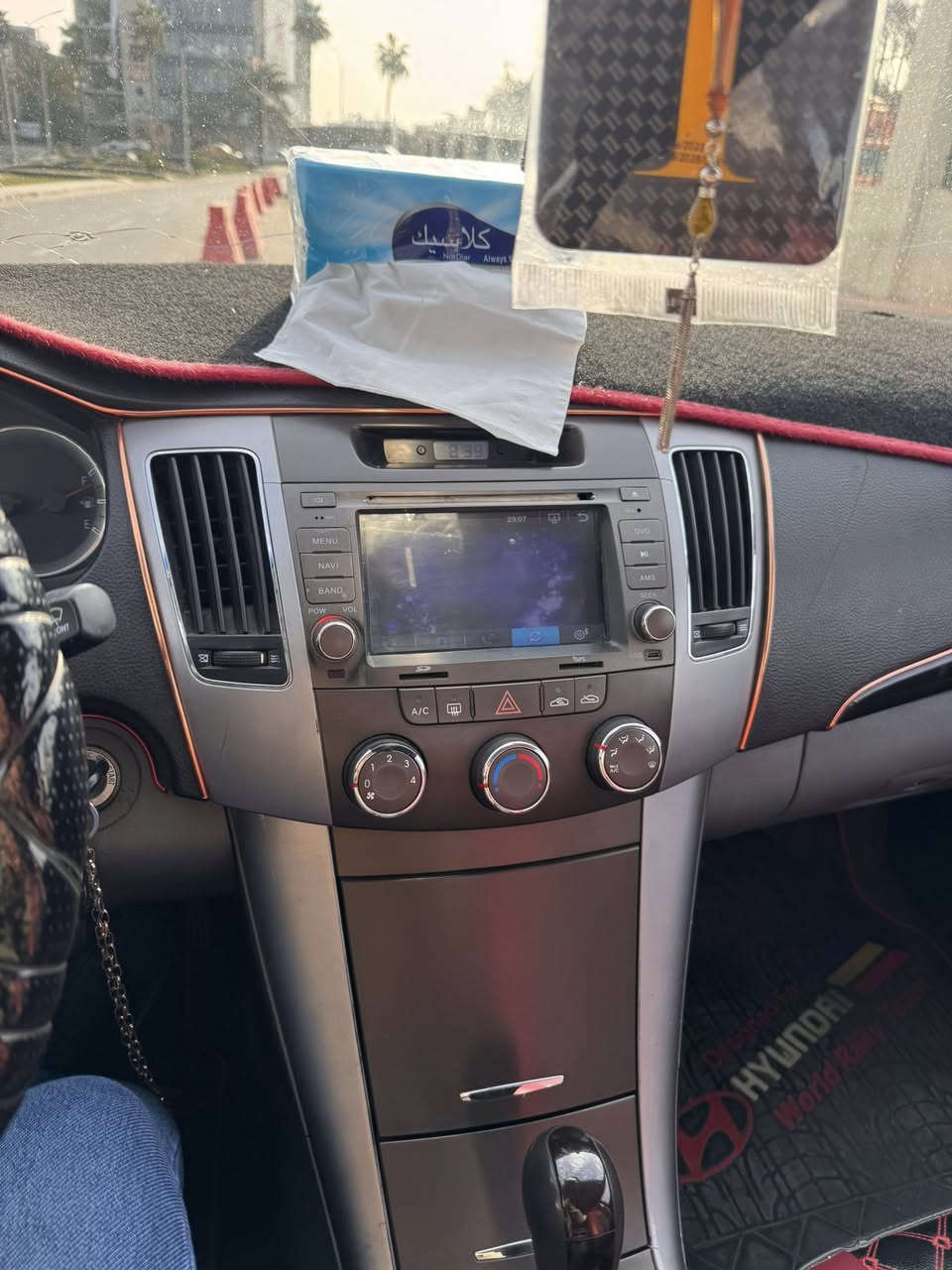 السلا عليكم
سوناتا 2009 وارد امريكي محرك 2400 فوول مواصفات كليين قطرة صبغ مابيها عدى شباك الدعاميه الاماميه ورصعات صغيره كير محرك كفاله ماناقصها شي شغل وامشي مكان السياره بغداد والانبار السعر 135 ورقه وبيها مجال رقم الهاتف  ***********
